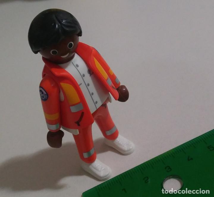 Playmobil: negrito salvamento uniforme naranja playmobil