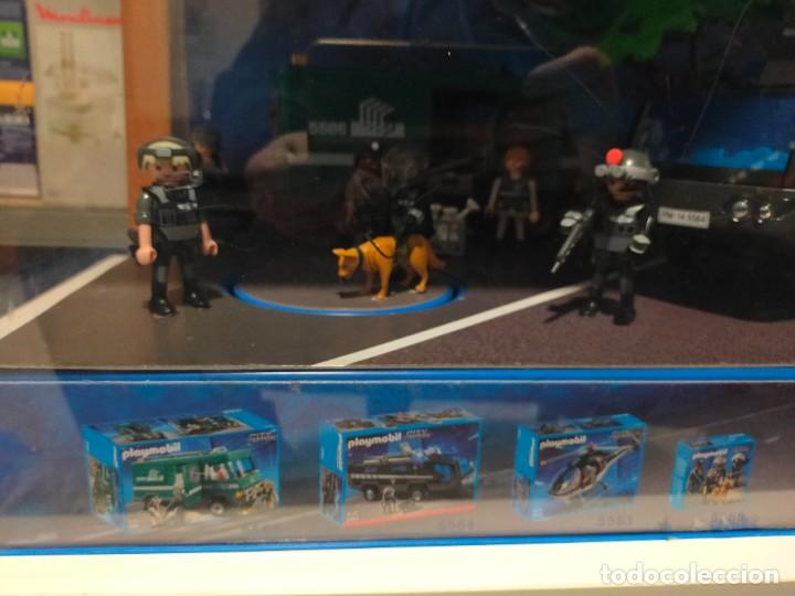 Playmobil: Vitrina expositor polic&iacute;a. - Foto 2