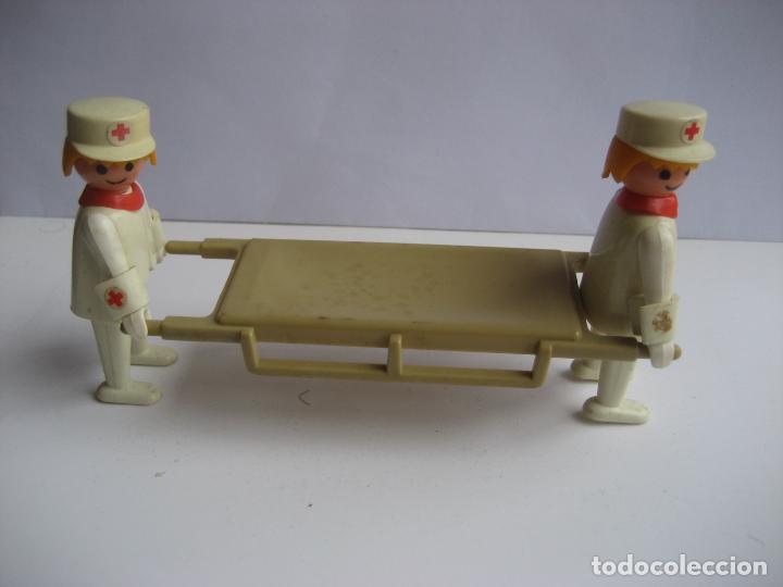 Playmobil: Playmobil. Camilleros Cruz Roja.