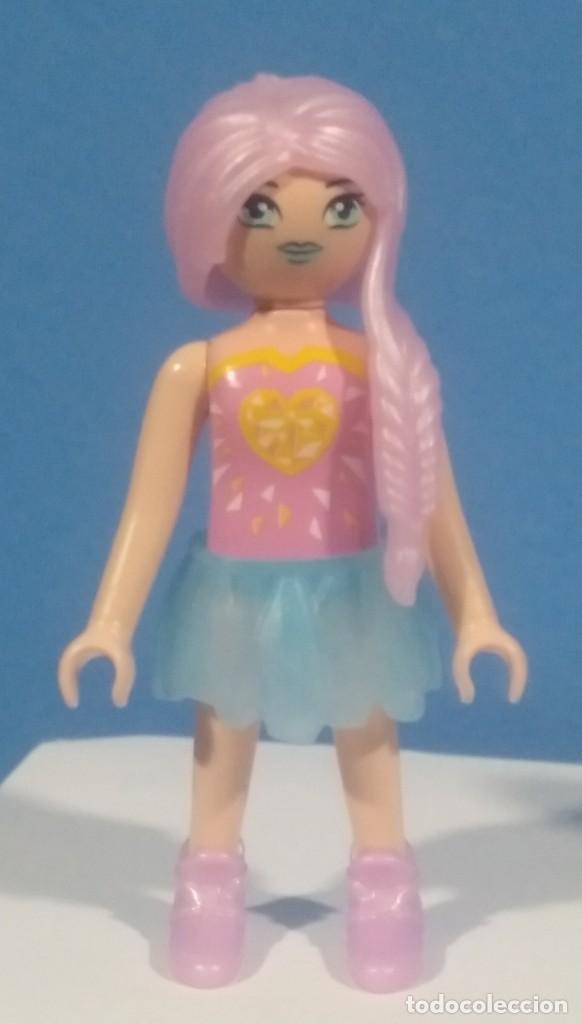 Playmobil: PLAYMOBIL FIGURA AYUMA PELO ROSA - 27/5/21
