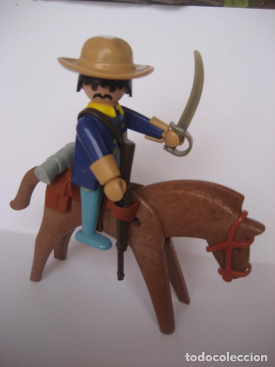 Playmobil: Playmobil Oficial Caballeria 3485