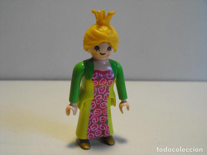 Playmobil: PLAYMOBIL. Mujer con corona. - Foto 1