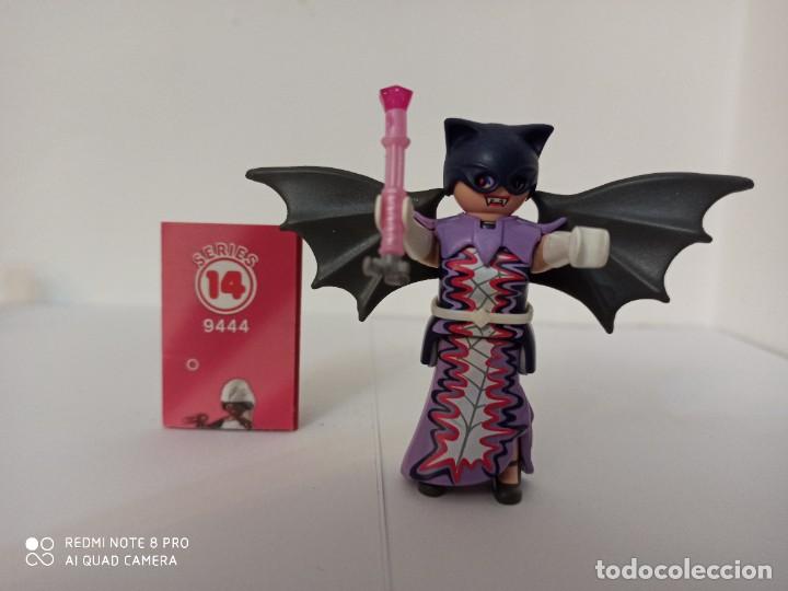 Playmobil: PLAYMOBIL Serie 14 ROSA. MUJER CAT WOMAN O VAMPIRESA