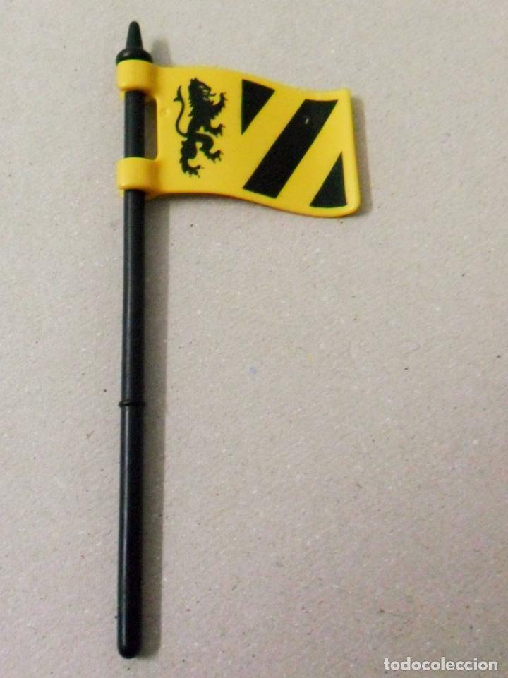 Playmobil: PLAYMOBIL P004 BANDERA BANDERIN CON MASTIL AMARILLA LEON