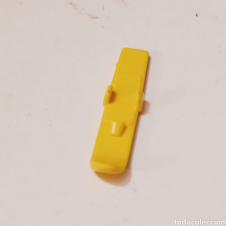 Playmobil: Pieza Playmobil patin ni&ntilde;o nieve ski acu&aacute;tico amarillo