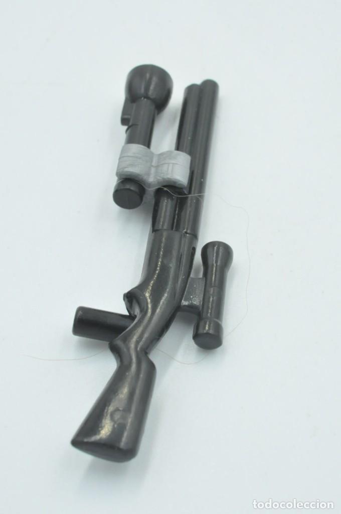 Playmobil: cj1413 PLAYMOBIL, rifle negro mira telescopica linterna