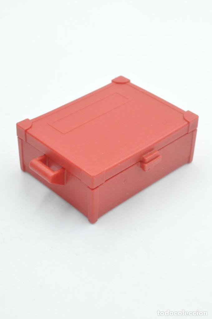 Playmobil: cj2002 PLAYMOBIL, caja transporte roja cajon maleta baul