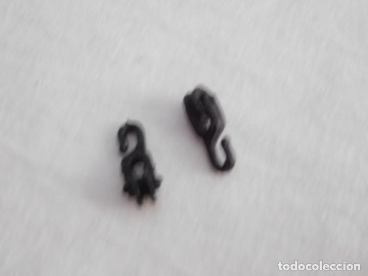 Playmobil: M69 Piezas poleas en pl&aacute;stico para velas del barco Playmobil Famobil
