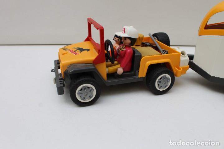 Playmobil: JEEP CON REMOLQUE PARA CABALLOS - REF. 3249 - Foto 3