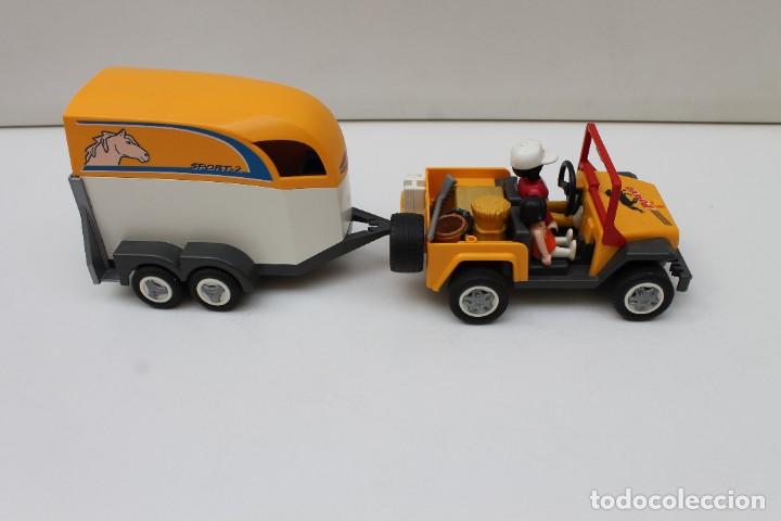 Playmobil: JEEP CON REMOLQUE PARA CABALLOS - REF. 3249 - Foto 5