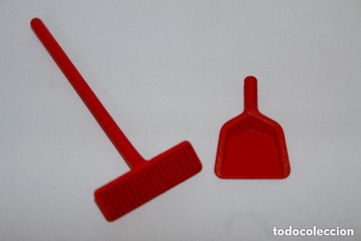 Playmobil: PLAYMOBIL MEDIEVAL CEPILLO Y RECOGEDOR