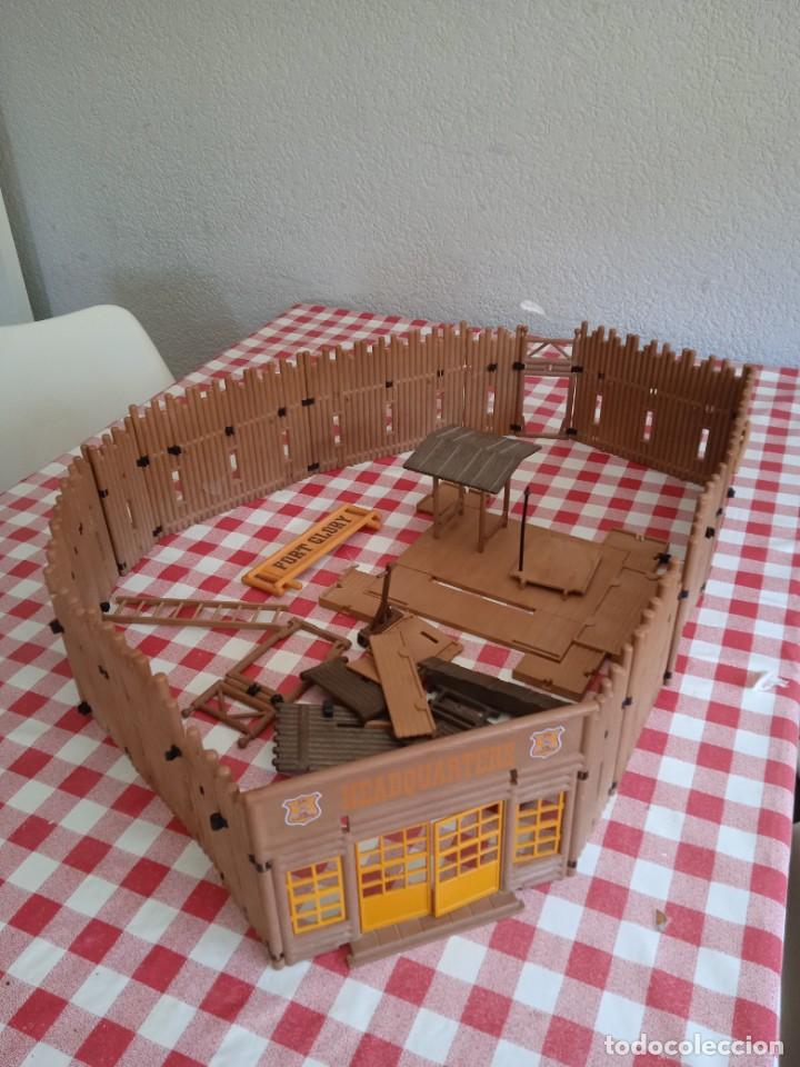 Fuerte de Playmobil antiguo