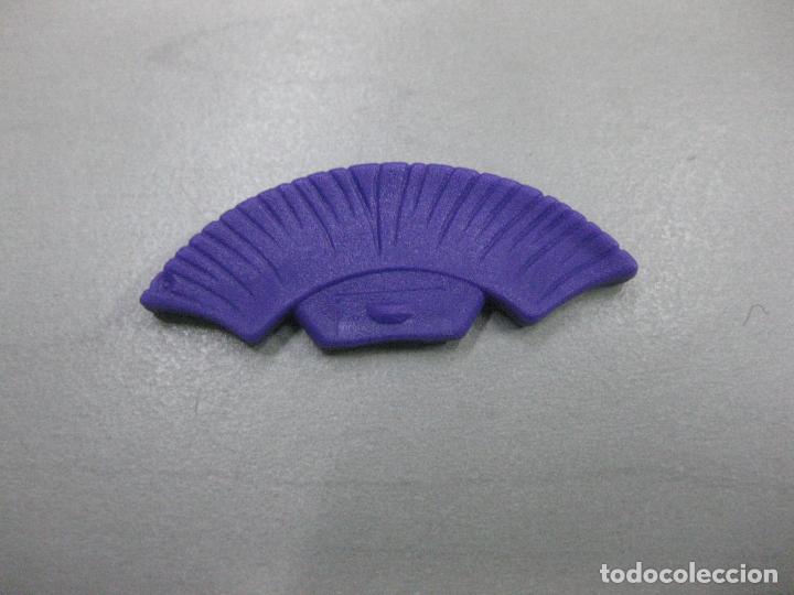 Playmobil: PLAYMOBIL PENACHO MORADO CEPILLO romano - Foto 1
