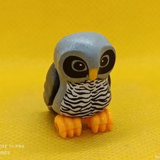 Foto de un búho blanco con fondo negro | Foto Premium Foto de un búho blanco con fondo negro | Foto Premium