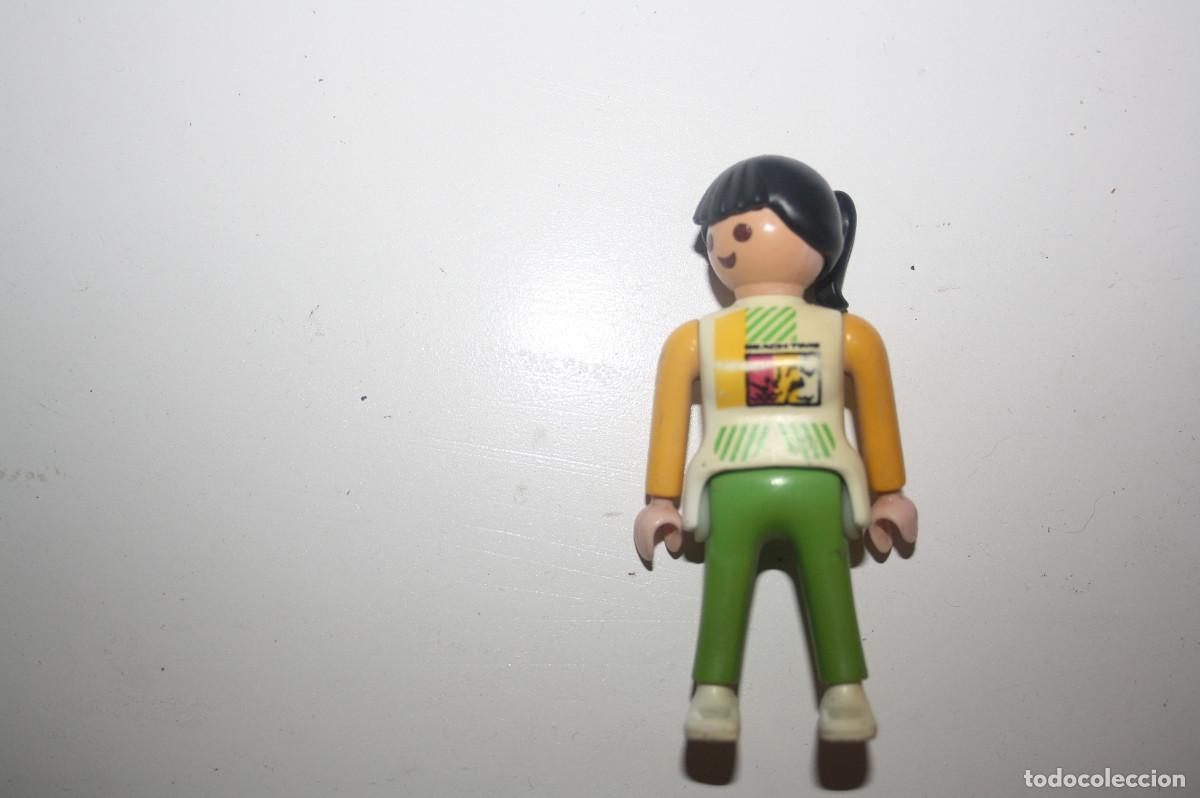 Playmobil: PLAYMOBIL FIGURA MUJER - Foto 1