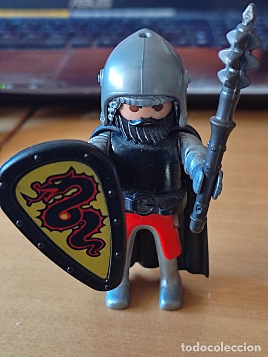 Playmobil: PLAYMOBIL CABALLERO ESCUDO DRAGON MAZA CASCO CAPA SIN PENACHOMEDIEVAL SERIE HISTORIA