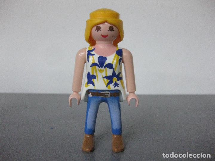 Playmobil: PLAYMOBIL figura mujer jeans efecto desgastados pantalones vaqueros M1
