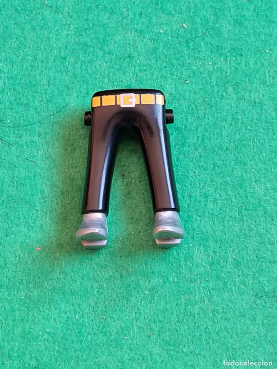 Playmobil: Playmobil piernas pantal&oacute;n negro cintur&oacute;n botas camperas plata vaquero oeste nordistas sudistas