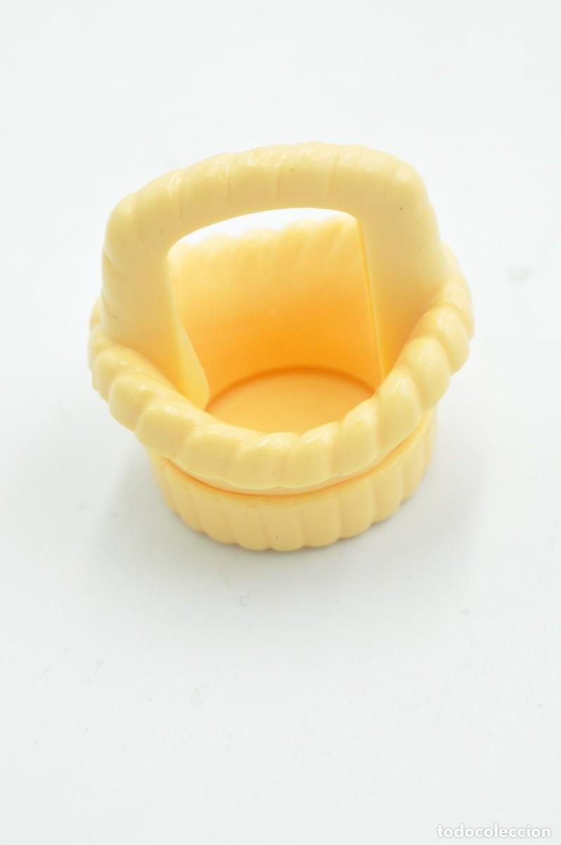 Playmobil: cj1425 PLAYMOBIL, cesta peque&ntilde;a color crema beige amarillo claro