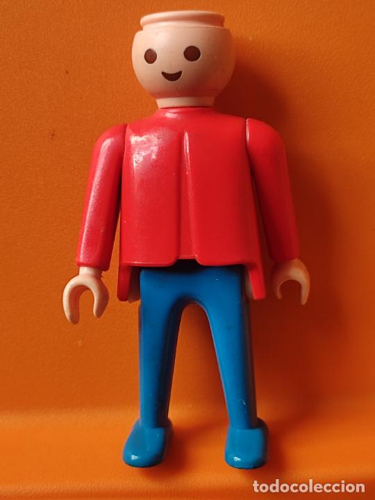 Playmobil: PLAYMOBIL FAMOBIL 1974 FIGURA ORIGINAL ROJO PANTALONES AZUL
