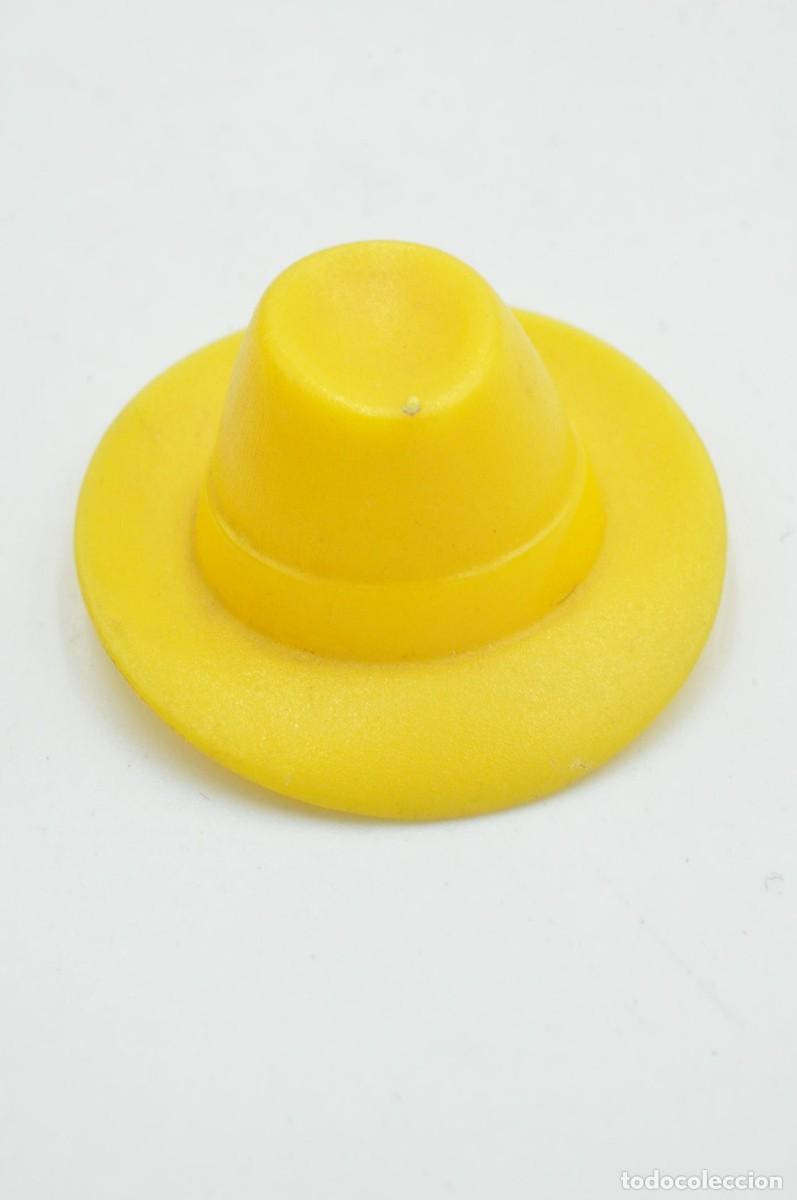 Playmobil: cj1424 PLAYMOBIL GORRO SOMBRERO AMARILLO ALA ANCHA GRANJA 3500 3501 3502 3554 3555 3556