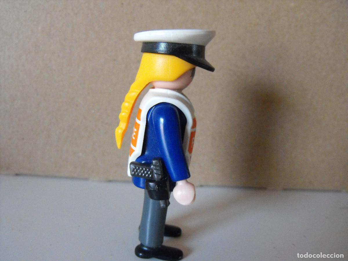 Playmobil: PLAYMOBIL. Mujer policia. - Foto 2