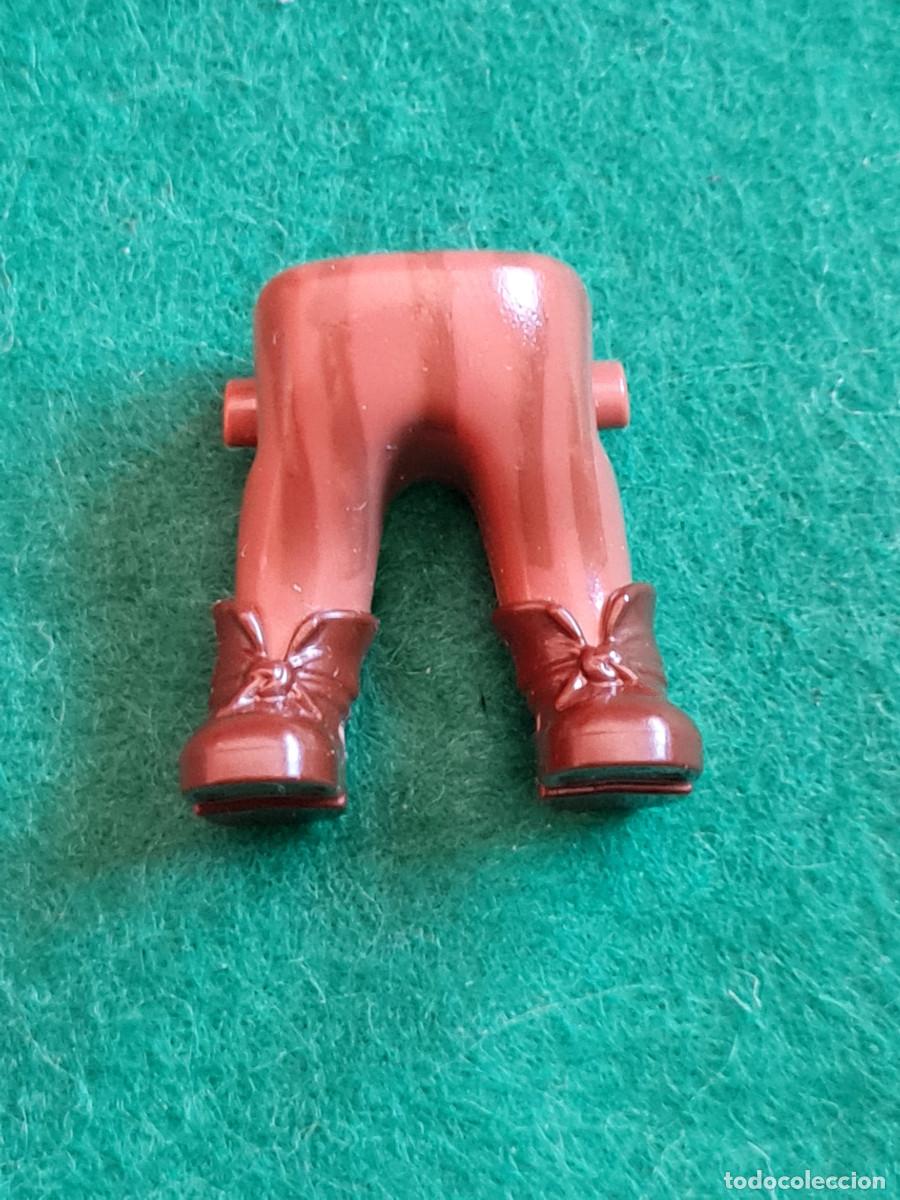 Playmobil: Playmobil piernas enano gordo marr&oacute;n caf&eacute; rayas botas marr&oacute;n medieval vikingos elfos orcos