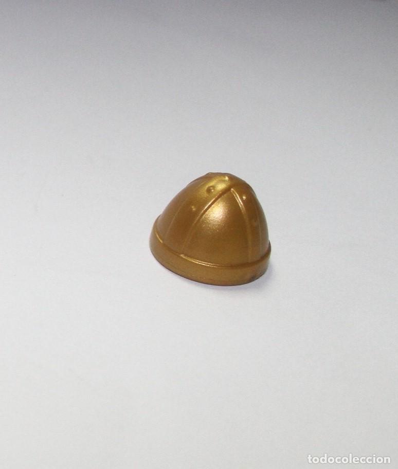 Playmobil: PLAYMOBIL MEDIEVAL CASCO DORADO PRINCIPE NI&Ntilde;O