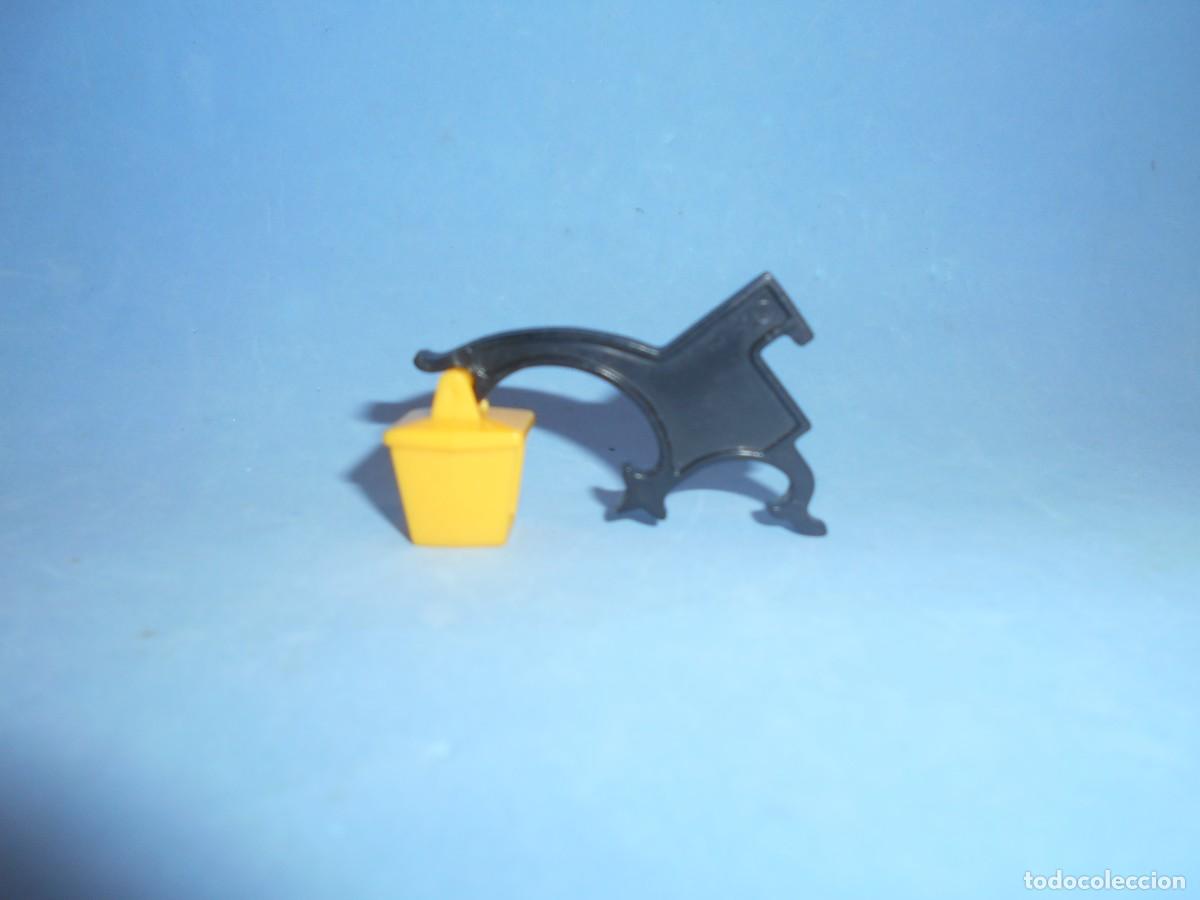 Playmobil: PLAYMOBIL : SOPORTE CON FAROL : CASTILLO , MEDIAVAL , CASA