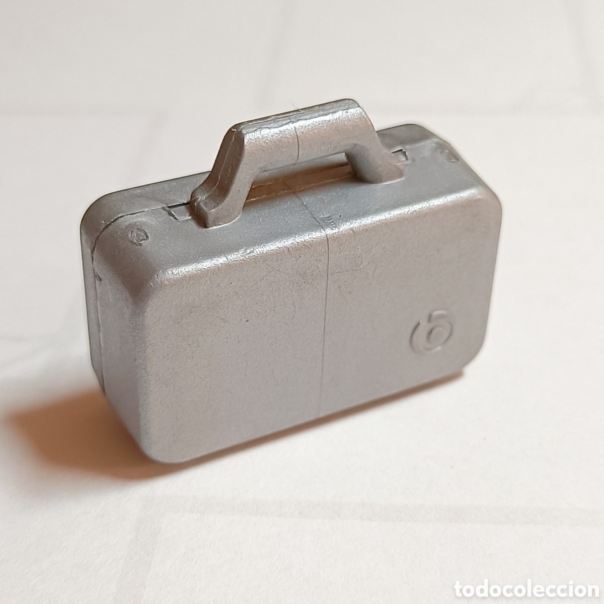 Playmobil: PLAYMOBIL. MALETA DE MANO. GRIS. MALETIN