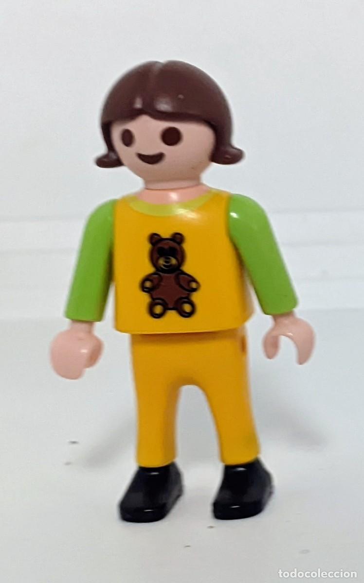 Playmobil: PLAYMOBIL NI&Ntilde;A MORENA CAMISETA OSITO REF. 4408