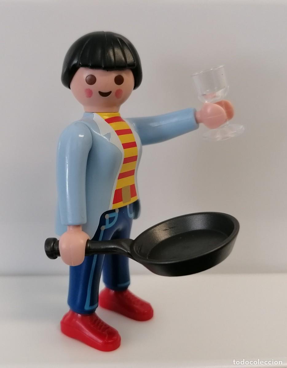 Playmobil: PLAYMOBIL MADRE CON SARTEN Y COPA - Foto 1