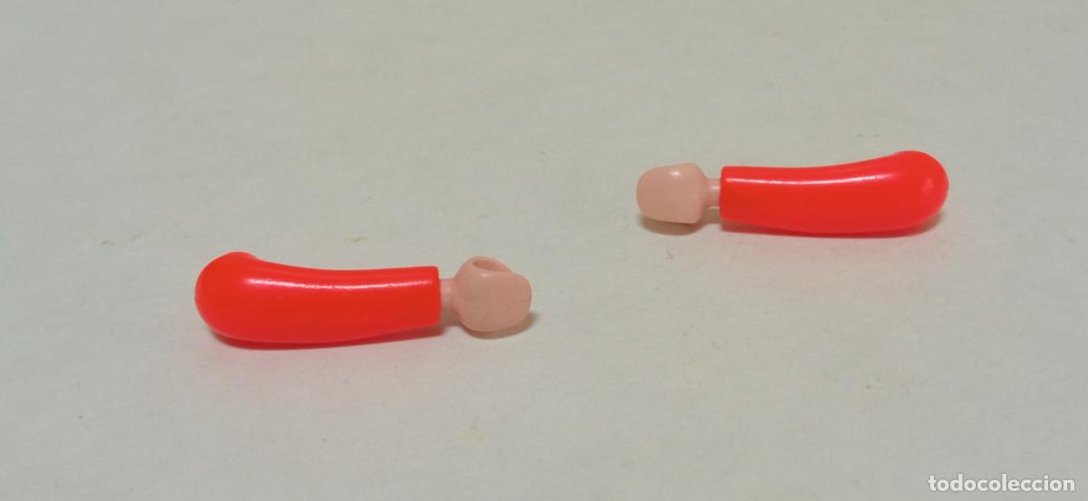 Playmobil: Playmobil - Brazos Naranjas Con Forma de Codo - Foto 1