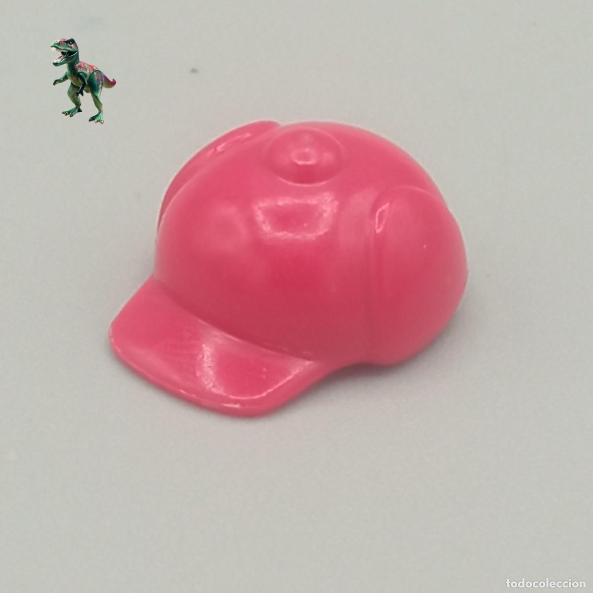 Playmobil: Playmobil Gorra Rosa Roja Ni&ntilde;a Nieve Esqui Trineo Familia Ciudad Monta&ntilde;a Vintage Vacaciones 70250
