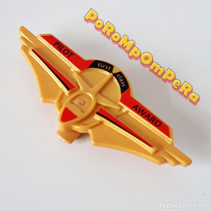 Playmobil: PLAYMOBIL INSIGNIA DORADA PILOT AWARD FIRST CLASS E5 - Foto 1