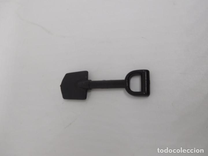Playmobil: M69 Pala color negro playmobil famobil