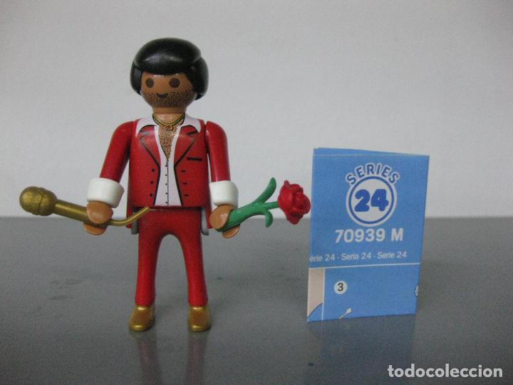 Playmobil: PLAYMOBIL CANTANTE SERIE 24 AZUL SOBRE SORPRESA