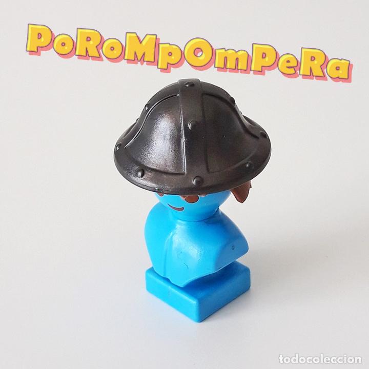 Playmobil: PLAYMOBIL CASCO ACAMPANADO GRIS OSCURO METALIZAD 3123 3651 3887 3888 4133 4866 CABALLER MEDIEVAL GR4