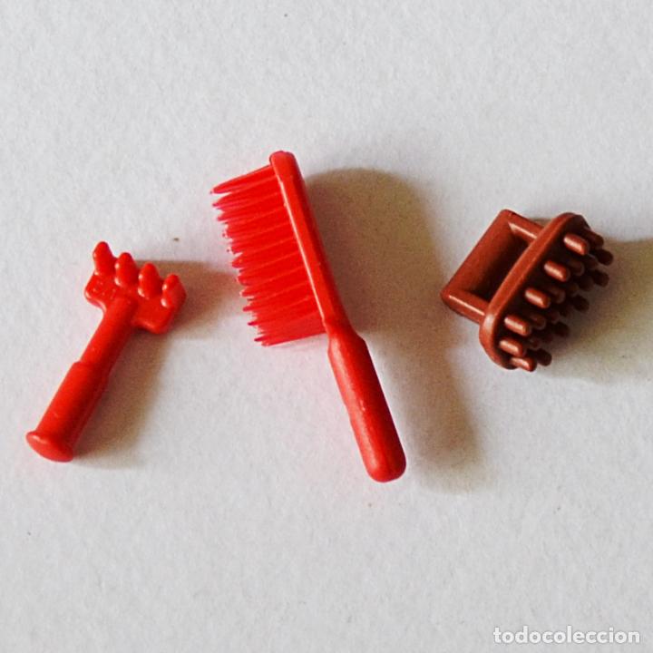Playmobil: 3 CEPILLOS - HERRAMIENTAS - PLAYMOBIL