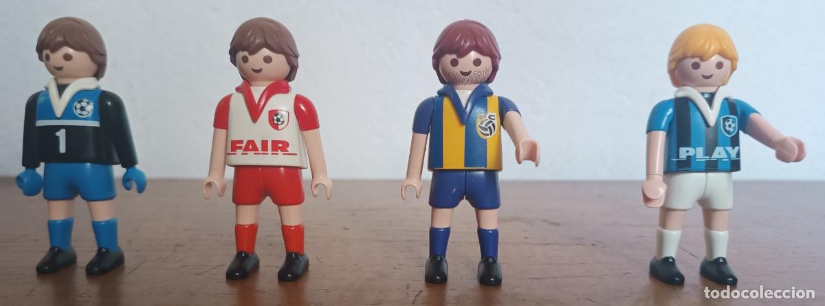 Playmobil: MU&Ntilde;ECOS PLAYMOBIL -- 4 F&Uacute;TBOL