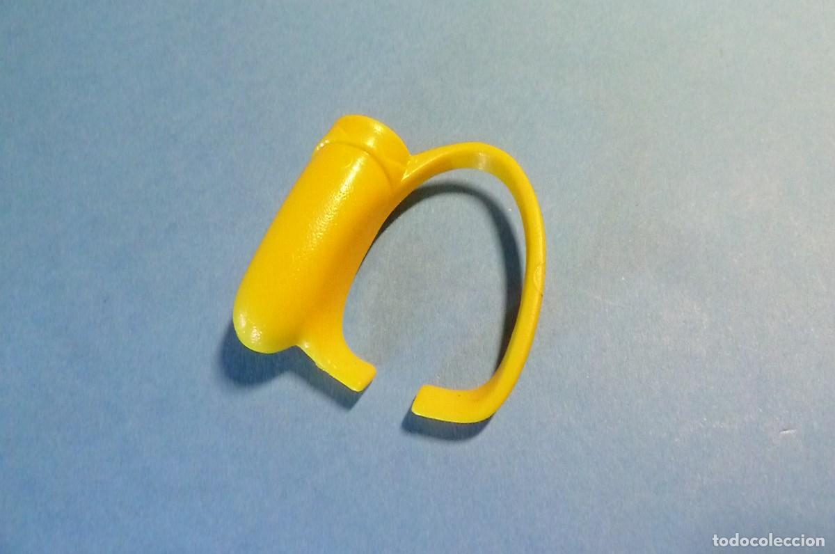 Playmobil: Portaflechas amarillo. Playmobil - Foto 1