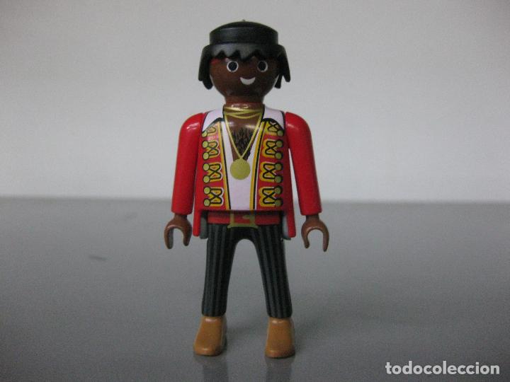 Playmobil: playmobil figura negrito bailongo discoteca pecho lobo-sob1