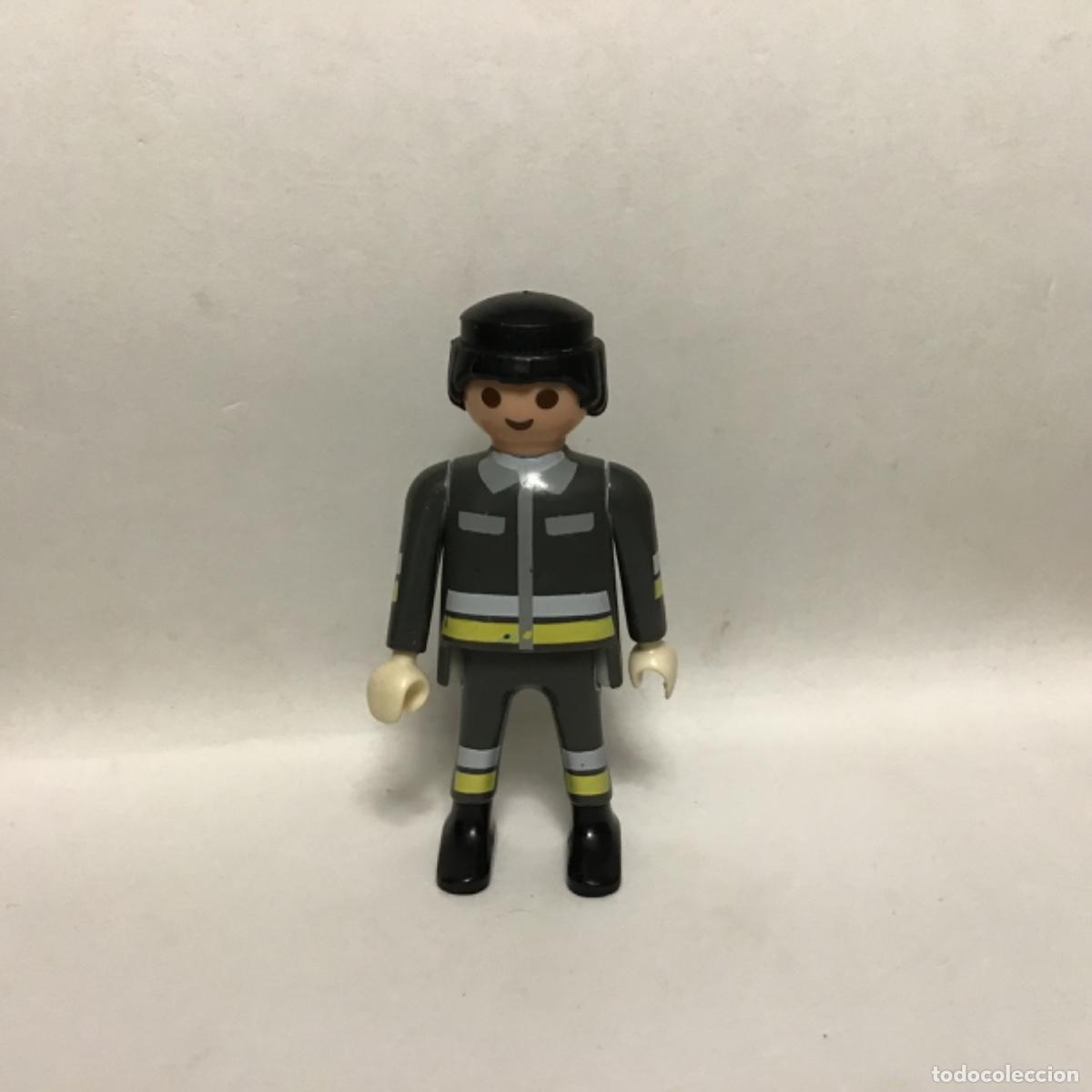 Playmobil: Playmobil Mu&ntilde;eco bombero. B05 - Foto 1