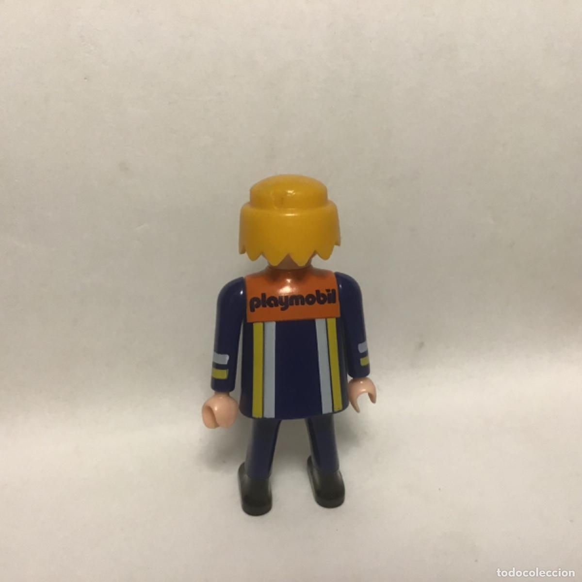Playmobil: Playmobil Mu&ntilde;eco bombero. B10 - Foto 2