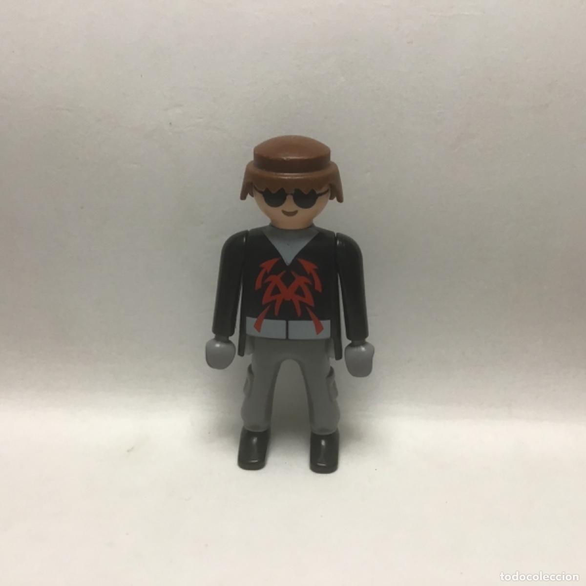 Playmobil: Playmobil Mu&ntilde;eco ciudad. D21 - Foto 1