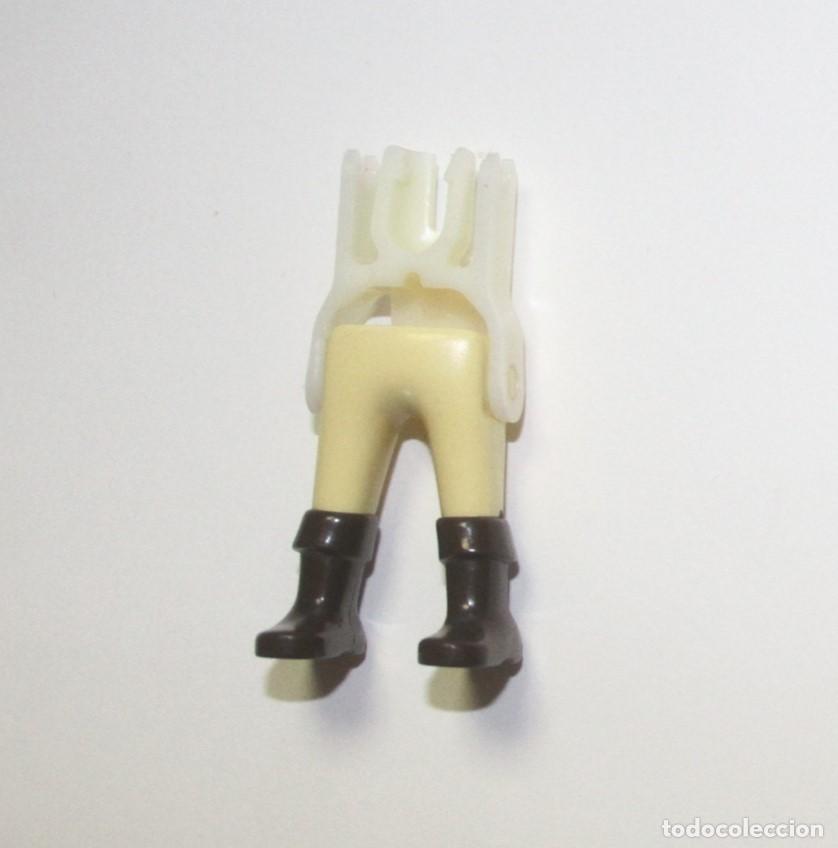 Playmobil: PLAYMOBIL MEDIEVAL PIERNAS ESQUELETO FIGURA botas
