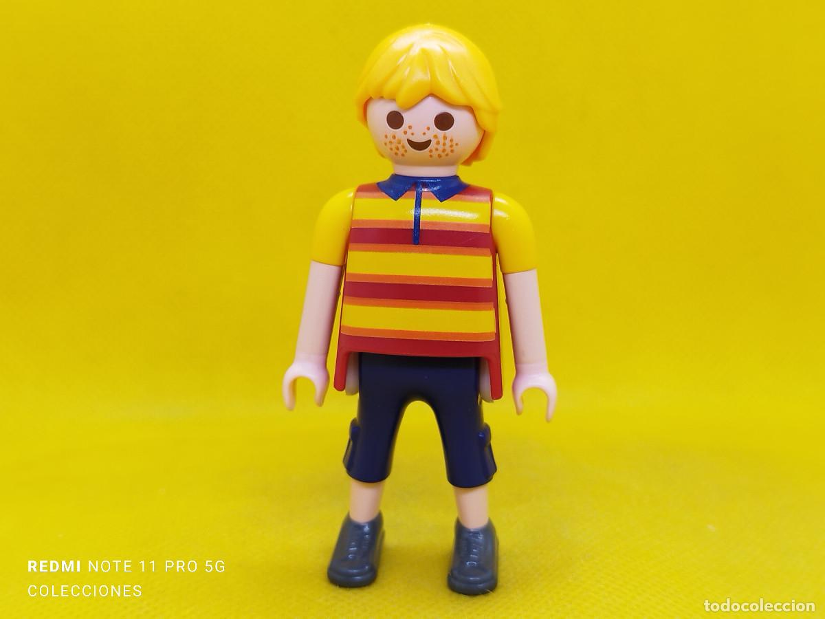 Playmobil: Playmobil Joven con pantal&oacute;n corto