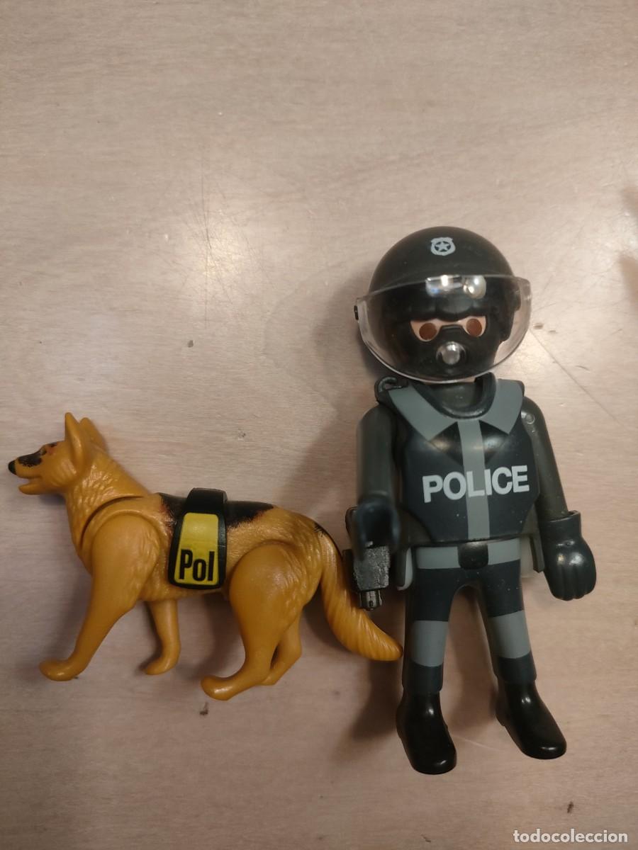 Playmobil: Polic&iacute;a con perro playmobil - Foto 1