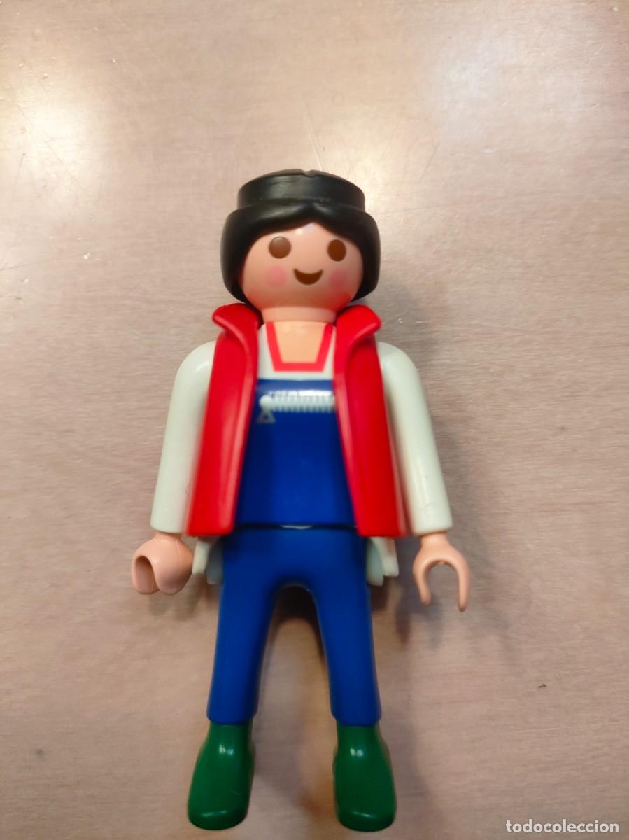 Playmobil: Mujer chaleco rojo - Foto 1