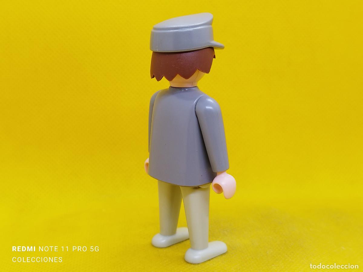 Playmobil: Playmobil Enfermero con uniforme gris - Foto 3